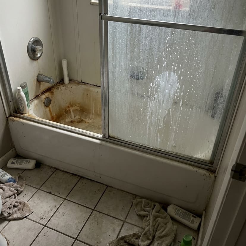Bathroom before cleaning